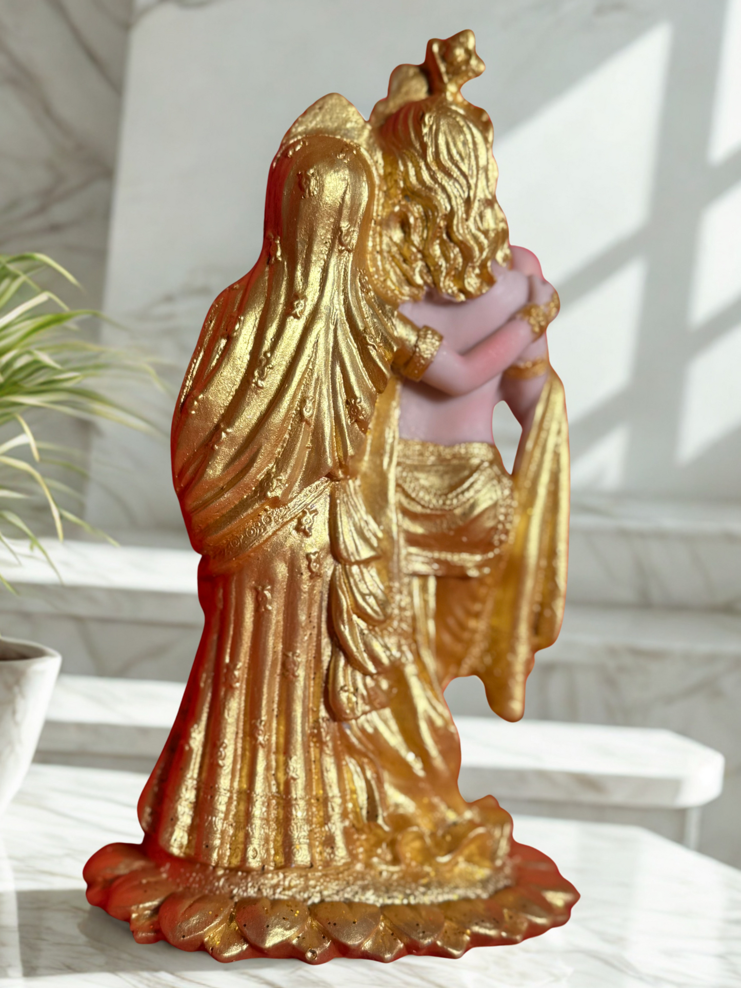 Radiant Radha Krishna Statue – Gold-Finish Resin Idol for Home Temple, Décor & Gifting
