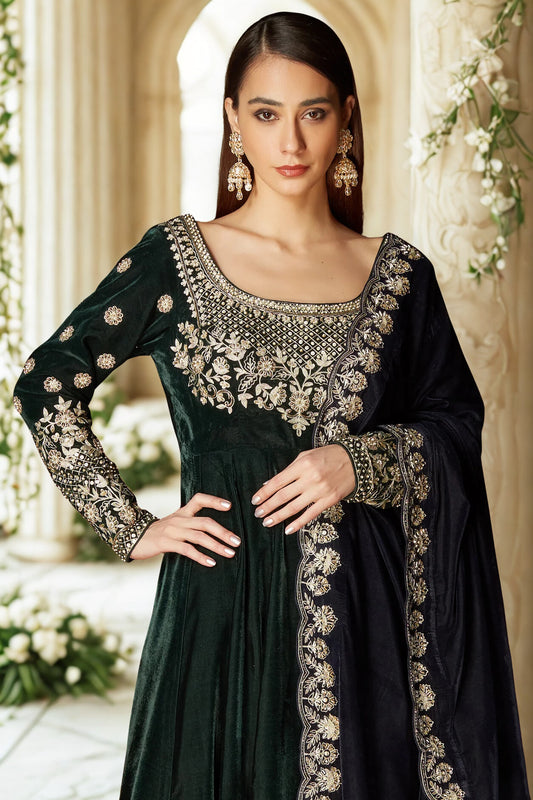 Luxury Emerald Green Velvet Anarkali Suit Set for Women – Heavy Zari Embroidery, Festive & Wedding Wear, Designer Indian Ethnic Outfit