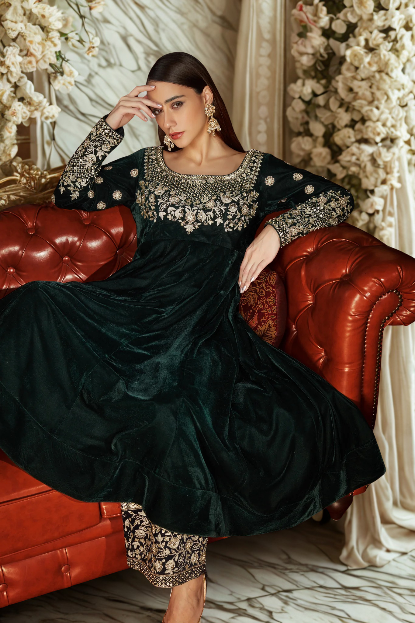 Luxury Emerald Green Velvet Anarkali Suit Set for Women – Heavy Zari Embroidery, Festive & Wedding Wear, Designer Indian Ethnic Outfit