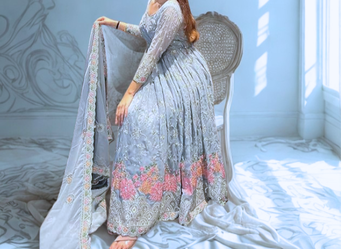 Exquisite Artisanal Grey Georgette Anarkali Suit: Hand-Embroidered Florals & Sequin Opulence